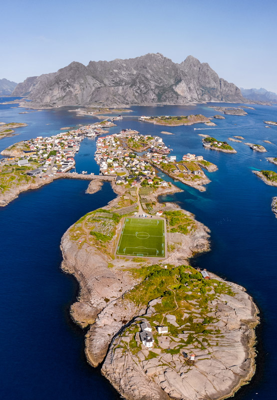 Henningsvær.jpg