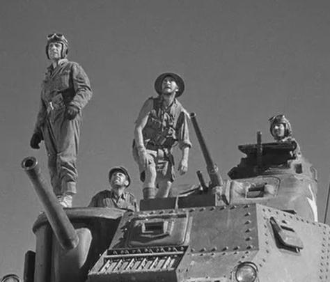 SHORP_Bogie_M-3_Sahara_1943.jpg