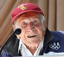 Louis_Zamperini_at_announcement_of_2015_Tournament_of_Roses_Grand_Marshal.JPG
